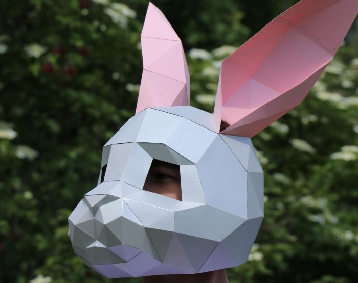 Manualidad de papel con máscara de conejito