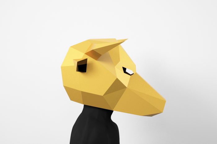Máscara de toro en papercraft